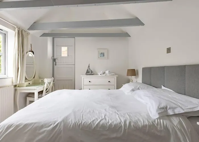Stunning Cosy Cottage In Old Town Padstow Sleeps 4