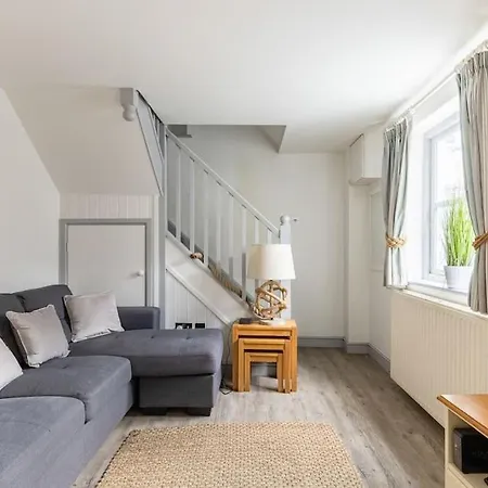 Stunning Cosy Cottage In Old Town Padstow Sleeps 4 Exterior photo